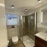 Haus Breslau בית הארחה 4*