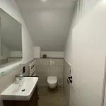 Haus Breslau בית הארחה 4*